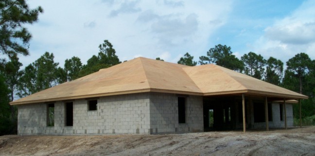 3-1-03rightrear.jpg (50943 bytes)